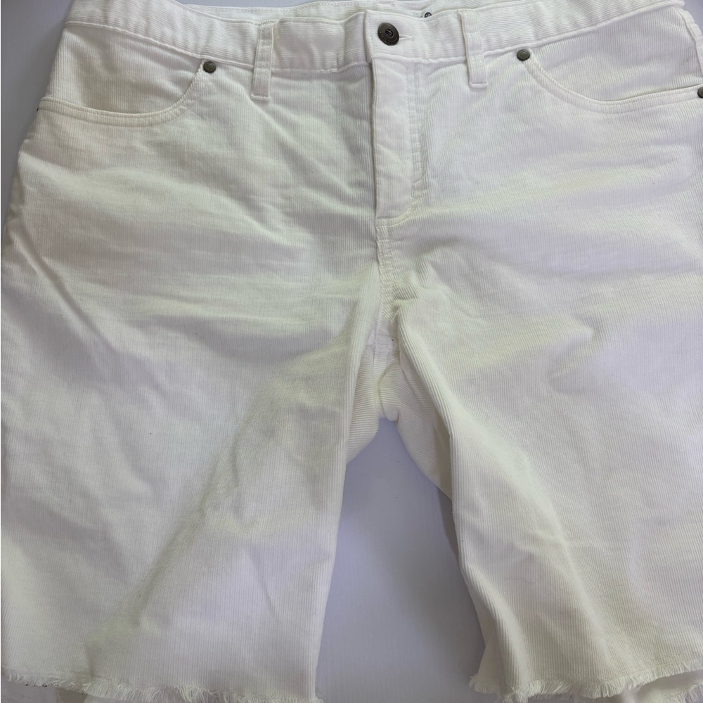 Carve Designs Bermuda shorts white corduroy cut offs